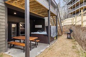 NEW - 1 Location Cabin Pool Hot Tub Arcade HL