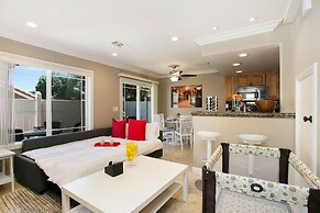 Multi-level 2br-fast Wifi-free Parking -cm-1