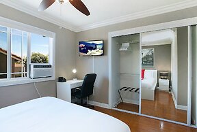 Multi-level 2br-fast Wifi-free Parking -cm-1