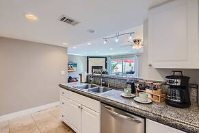 Chic Beachside BBQ Fast Wifi - C2