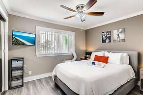 Chic Beachside BBQ Fast Wifi - C2