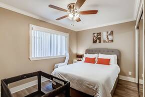 Chic Beachside BBQ Fast Wifi - C2