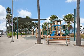 Waking up in Your own 3BR Beach Home