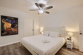 Awesome 6BR - 15 Min To Beach