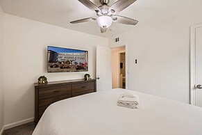 Awesome 6BR - 15 Min To Beach