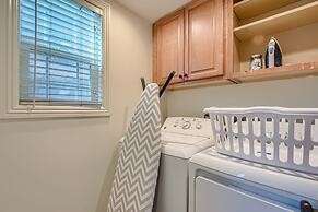 Stylish- Multi-level- Patio- Games - Fast Wifi-cm3