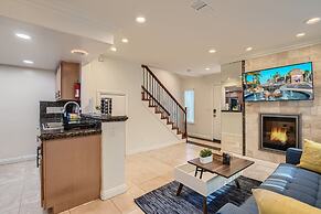 Stylish- Multi-level- Patio- Games - Fast Wifi-cm3