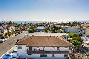 Walk to Beach - King Apt In 1 Area - AC