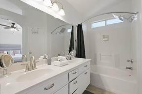 Desert 6BR Pool BBQ Games Parking - S1