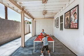 Desert 6BR Pool BBQ Games Parking - S1