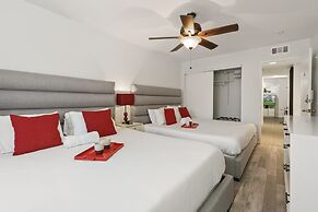 Desert 6BR Pool BBQ Games Parking - S1