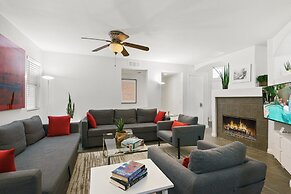 Desert 6BR Pool BBQ Games Parking - S1