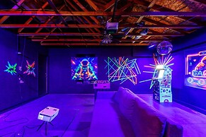 4BR Sanctuary w Retro Game Room Theater Pool Spa