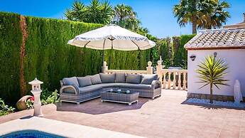 Sunny Javea Villa With Stunning Views