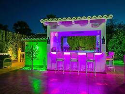 Sunny Javea Villa With Stunning Views