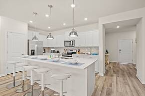 Cozy 5BR Home With Pool Fun Themed Rooms