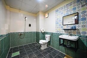 Rainbow Airport Hotel