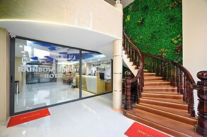 Rainbow Airport Hotel