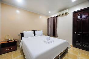 Rainbow Airport Hotel