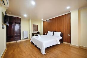 Rainbow Airport Hotel