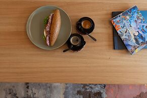 LIV - Modern Heavenly Retreat in Exarcheia