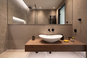 LIV - Modern Heavenly Retreat in Exarcheia