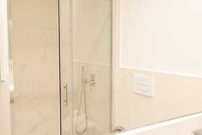 LIV - Luminous Spacious Apartment in Pagrati