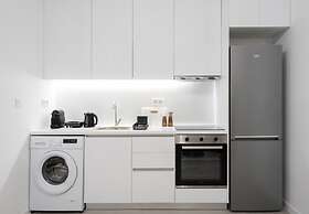 LIV - Comfortable Stylish Escape in Pagrati