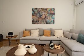 Modern Luxurious Apartment in the Heart of Athens