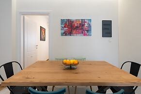 Modern Luxurious Apartment in the Heart of Athens