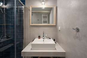 Modern Luxurious Apartment in the Heart of Athens