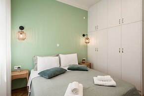 Modern Luxurious Apartment in the Heart of Athens