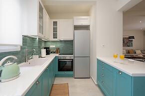 Modern Luxurious Apartment in the Heart of Athens