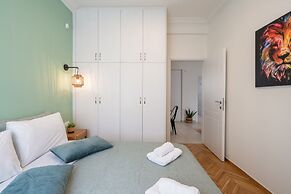 Modern Luxurious Apartment in the Heart of Athens