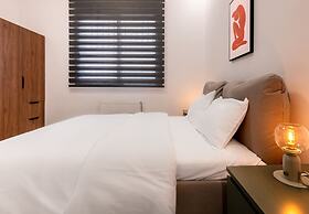 LIV - Modern Spacious Apartment in Gazi