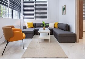 LIV - Modern Spacious Apartment in Gazi