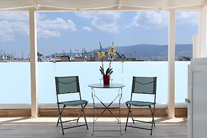 LIV - View and the City Studio in Athens