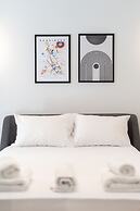 LIV - Peaceful Pagrati Getaway