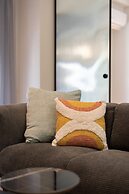 LIV - Peaceful Pagrati Getaway