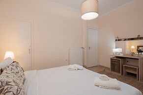 LIV - Vintage Acropolis Apartment
