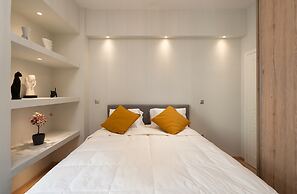 LIV - Cozy Urban Apartment in Pagrati