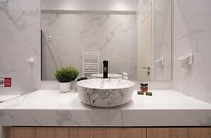 LIV - Cozy Urban Apartment in Pagrati