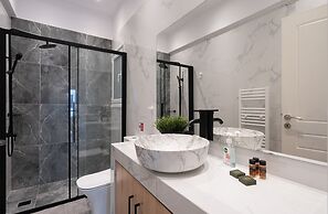 LIV - Cozy Urban Apartment in Pagrati