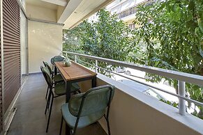 LIV - Modern Comfort Oasis in Pagrati