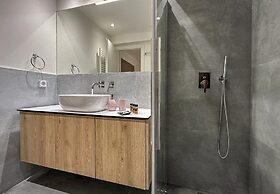 LIV - Modern Comfort Oasis in Pagrati