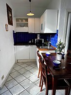 Panoramic Rural House With Garden