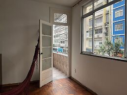 Spacious apartment on Copacabana beach