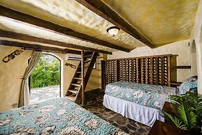 Luxury Villa Hot Tub Ocean Views Fully Staffed