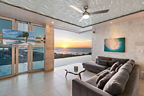 Luxury Villa Hot Tub Ocean Views Fully Staffed