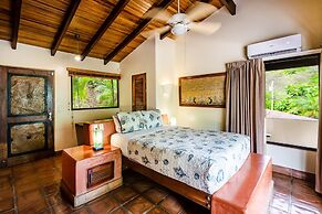 Luxury Villa Hot Tub Ocean Views Fully Staffed